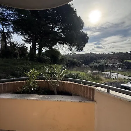 Domus - B&brother's Rome Apartment Marino