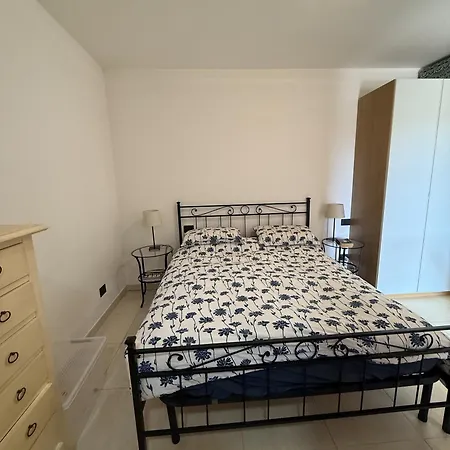 Appartement Domus - B&brother's Rome Marino