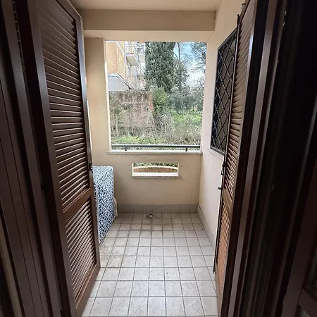 Domus - B&brother's Rome Marino